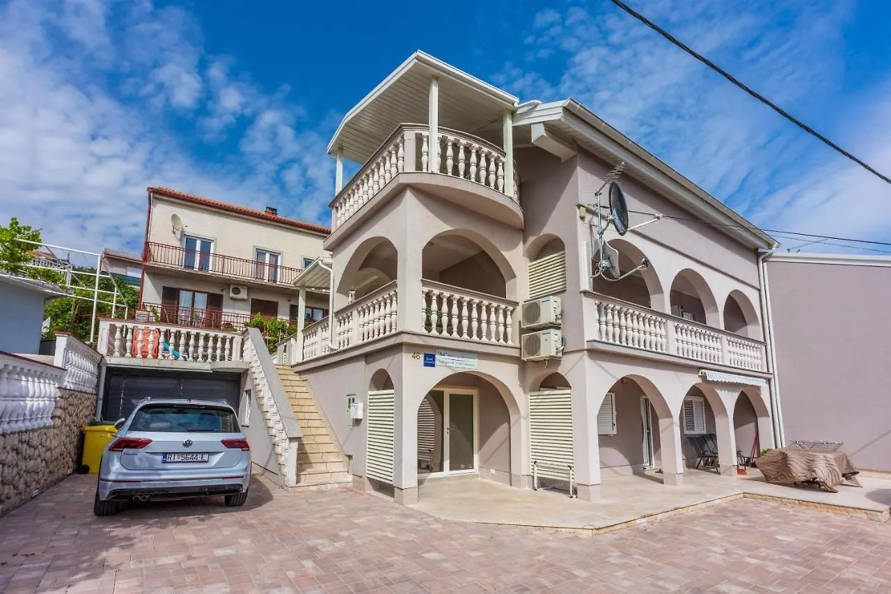 Apartments Mirela Crikvenica