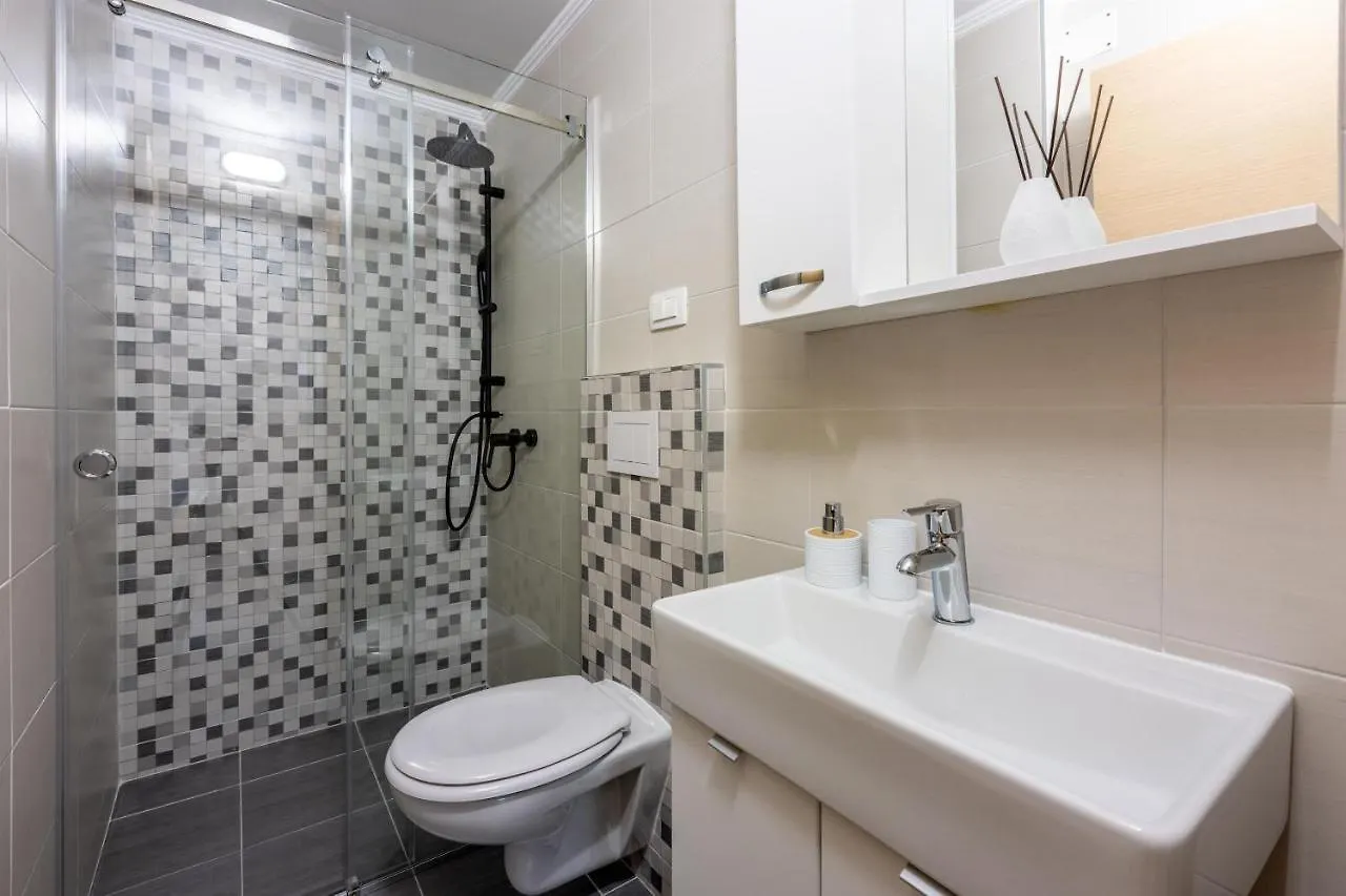 Apartments Mirela Crikvenica