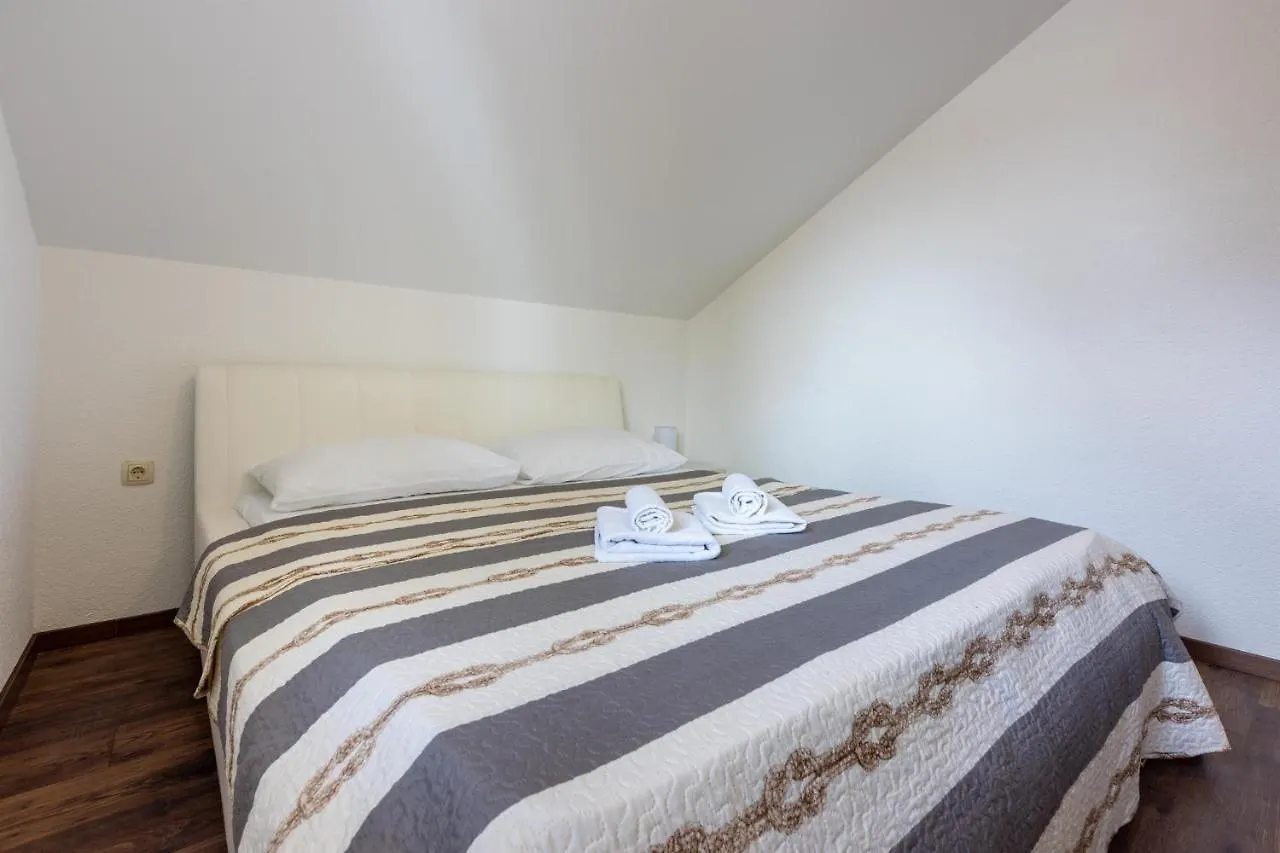 Apartments Mirela Crikvenica