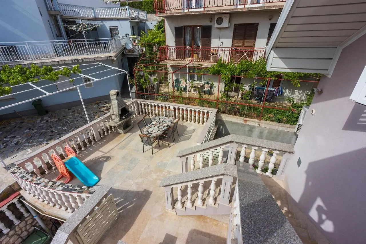 Apartments Mirela Crikvenica